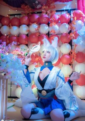 亚洲爆乳巨臀无码专区diy_十万网红美女美酱