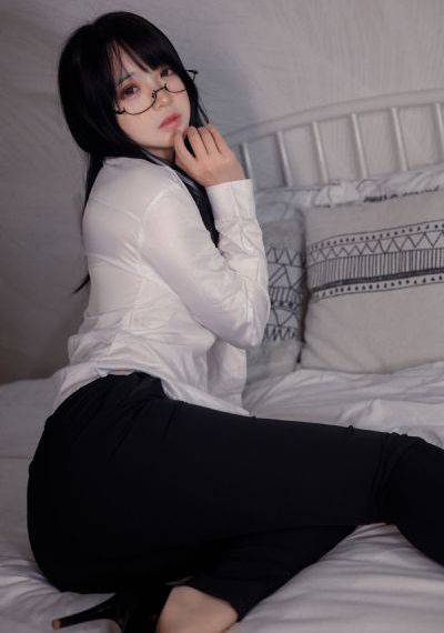 中文人妻出轨夏目彩春91_BD国语动漫在线观看