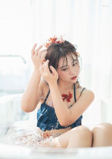 亚洲不卡一区伊人她_BD完整视频观看