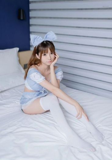 久久精品一卡二卡_完整版在线观看