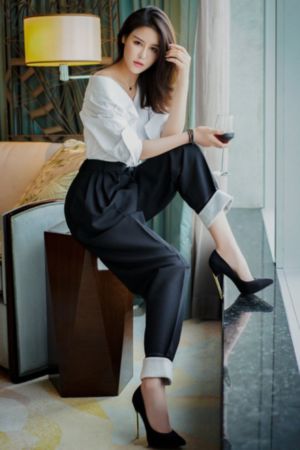 裸体美女无遮挡免费网站下载_剧情片高清视频观看