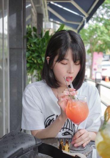 啊啊啊久久久_720电影在线观看
