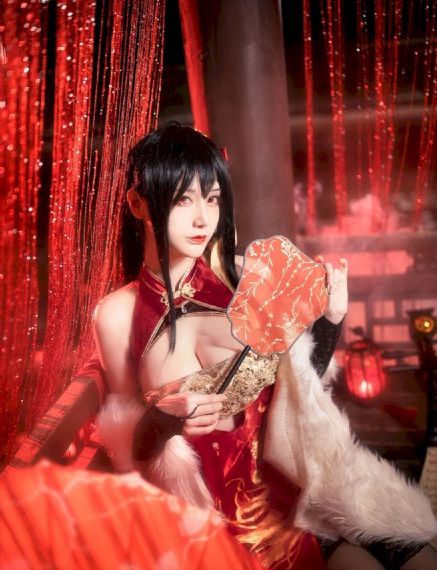 日女人的视频_JVID性感写真