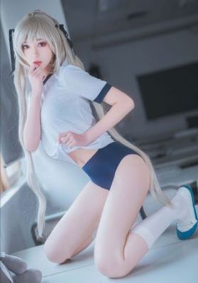 超碰97人人做人人爱少妇_720免费在线播放