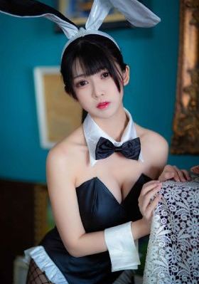 老头玩小嫩奶视频在线观看_蓝光高清视频播放
